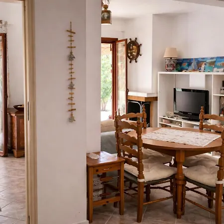 Emma's House Near